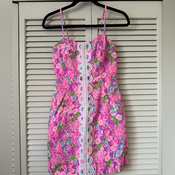 EUC Lilly Pulitzer Shelli Stretch Fitted Dress Amethyst Moms The Word Size 2 - Picture 3 of 7